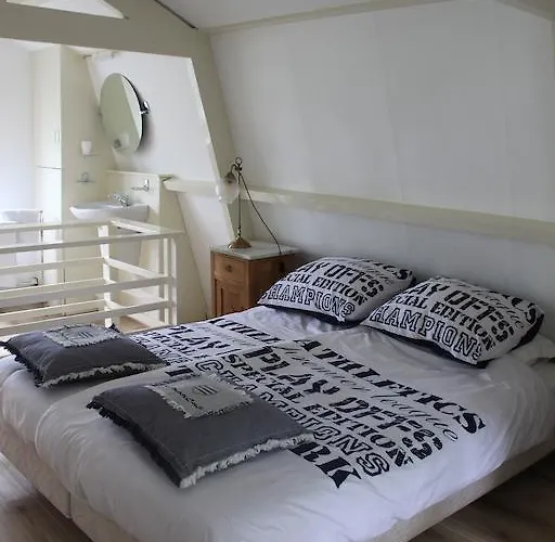 萨玛豪斯赞德沃特山林小屋 山林小屋