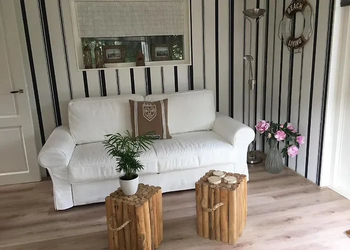 萨玛豪斯赞德沃特山林小屋 山林小屋 赞德沃特